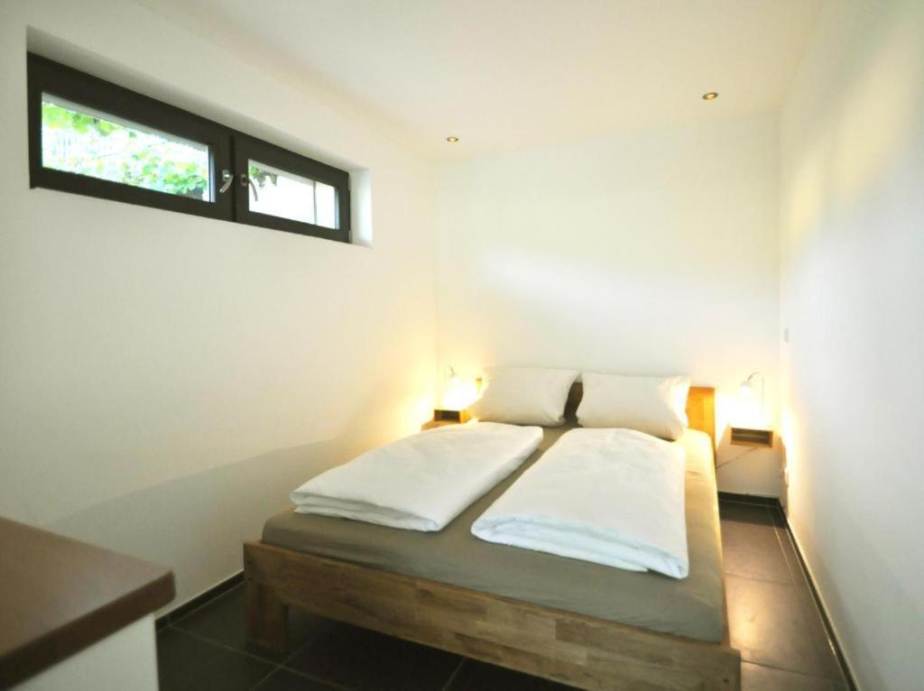 Ferienwohnung Am Moselufer Zell an der Mosel Zewnętrze zdjęcie